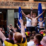 Curg râuri de bere în Marienplatz și Odeonsplatz, unde scoțienii se simt foarte bine / Foto: Imago