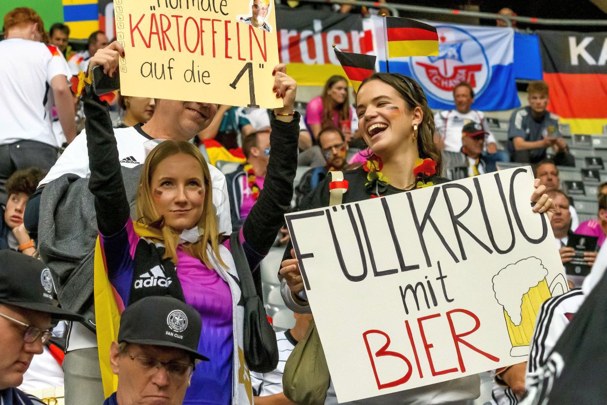 Germania - Scoția, partida inaugurală de la Campionatul European (festivitatea de deschidere)