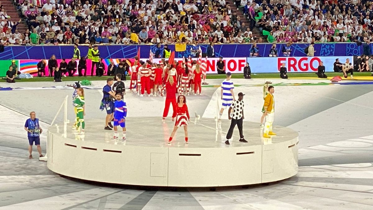 Ceremonia de deschidere la Euro 2024: s-a plâns la propriu în Germania! Spectacol de lumină și culoare în stadion, imagini memorabile la Munchen