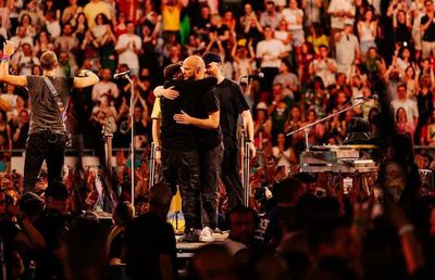 Diana Șucu, reacție vehementă după „momentul Babasha” de la concertul Coldplay: „Să se interzică manelele în România? DA, DA, DA!”