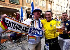 Au ras toată berea! Câți suporteri scoțieni vor vedea deschiderea din Munchen și câți sunt așteptați la Euro