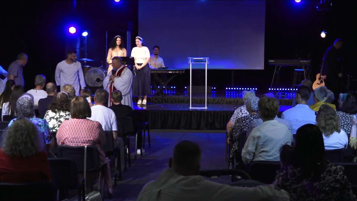 Mihai Popescu și-a schimbat religia