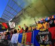 Au „colorat” stadionul din Bratislava! Ultrașii de la „Uniți sub tricolor”, show cu zeci de fumigene la meciul cu Spania