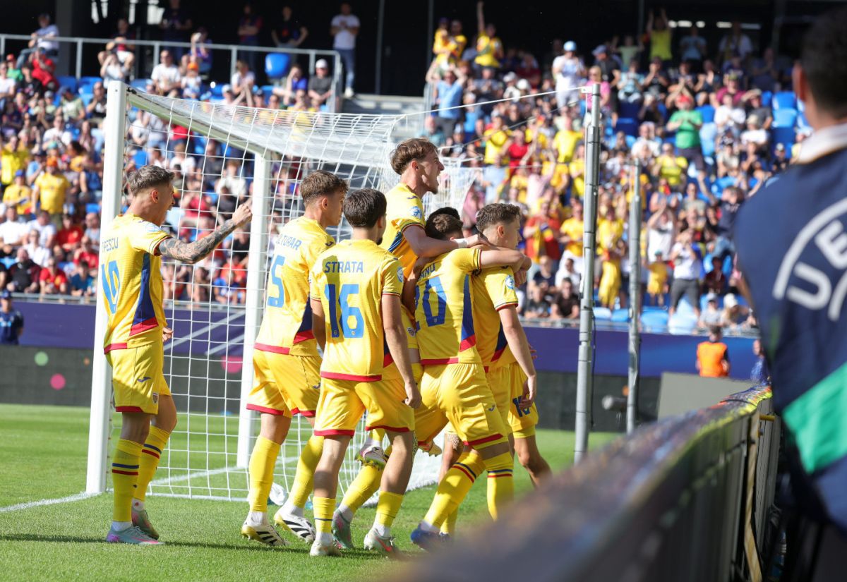 „Explozie” de bucurie la Bratislava! Românii au sărit pe garduri imediat după golul lui Louis Munteanu, stewarzii au răspuns prin forță!