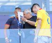 Daniel Pancu, ședință cu Mircea Lucescu înainte de Spania - România, de la Euro U21. Foto: Ionuț Iordache (GSP.RO)
