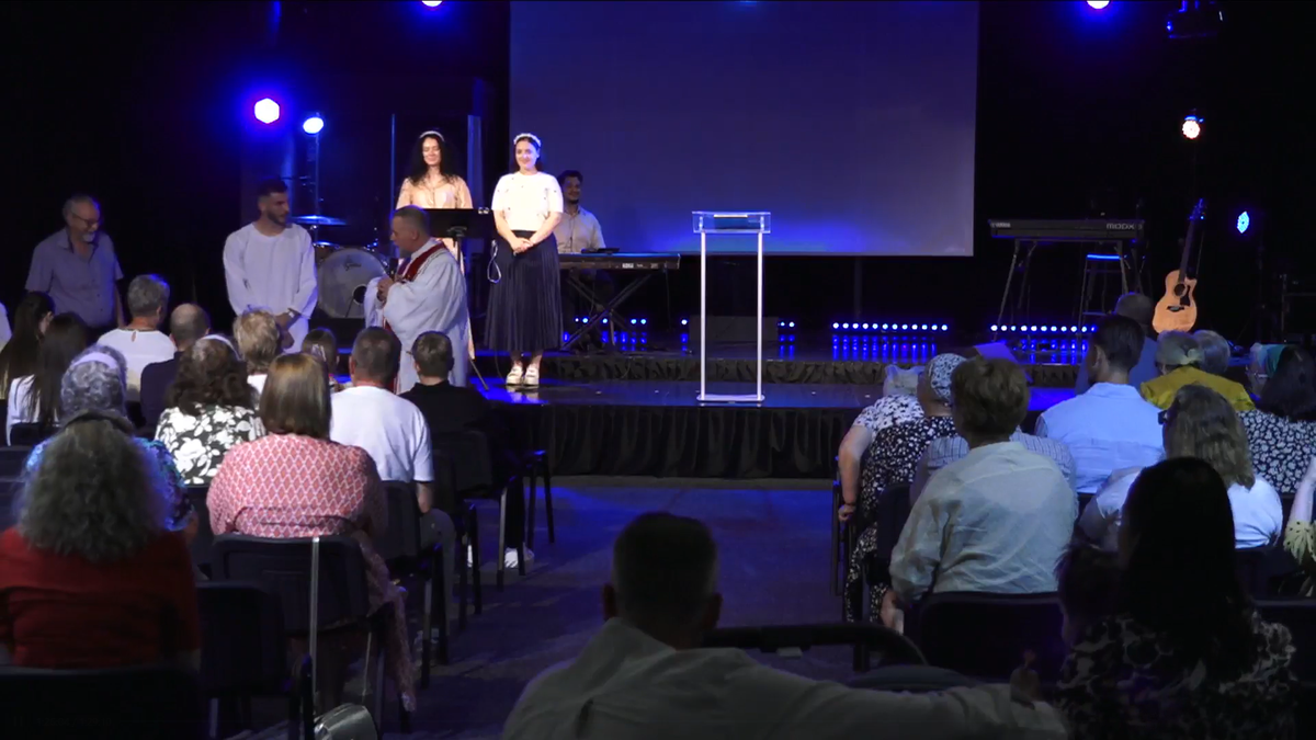 Vestea pe care Gigi Becali nu voia să o audă: campionul României cu FCSB a renunțat la ortodoxie » Imagini cu momentul „botezului”