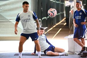 Chivu a dat milităria jos din pod! » „Aparent timid, dar este aspru ca șmirghelul la antrenamentele lui Inter”