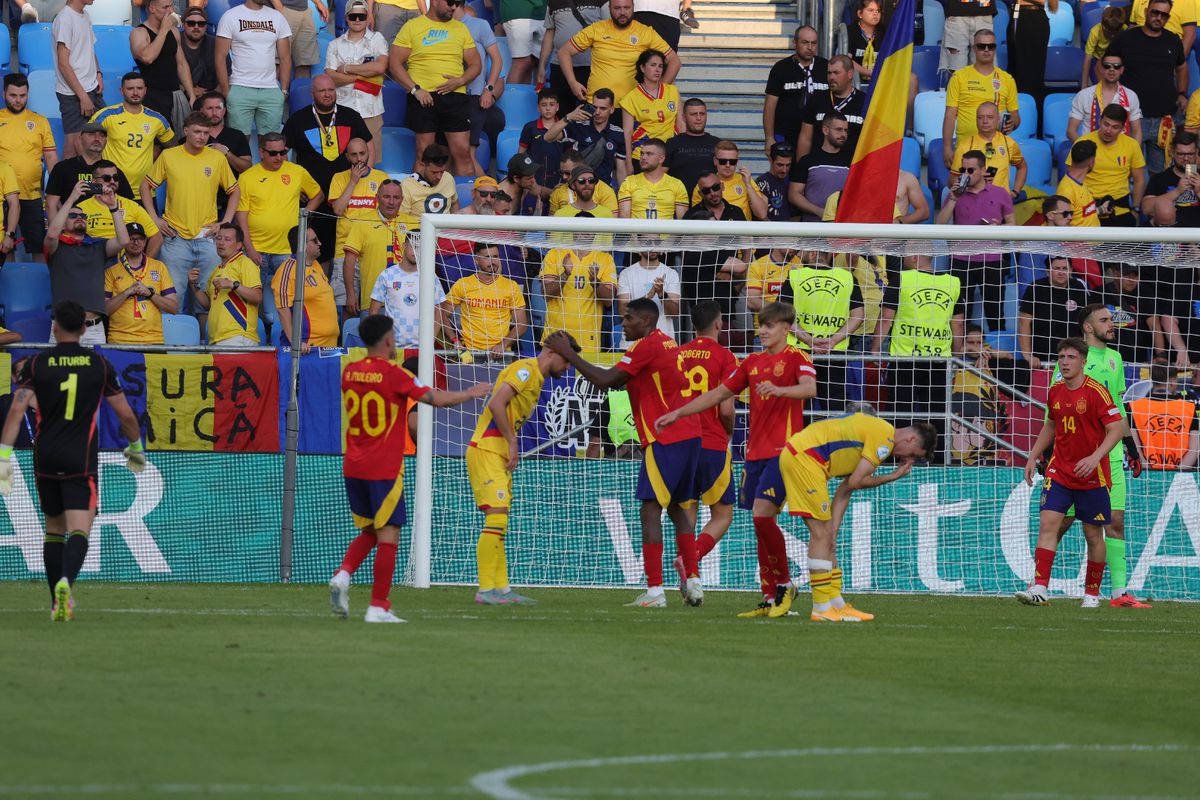 Ai noștri aclamați, ai lor fluierați! Ce s-a întâmplat pe gazon imediat după Spania - România la Euro