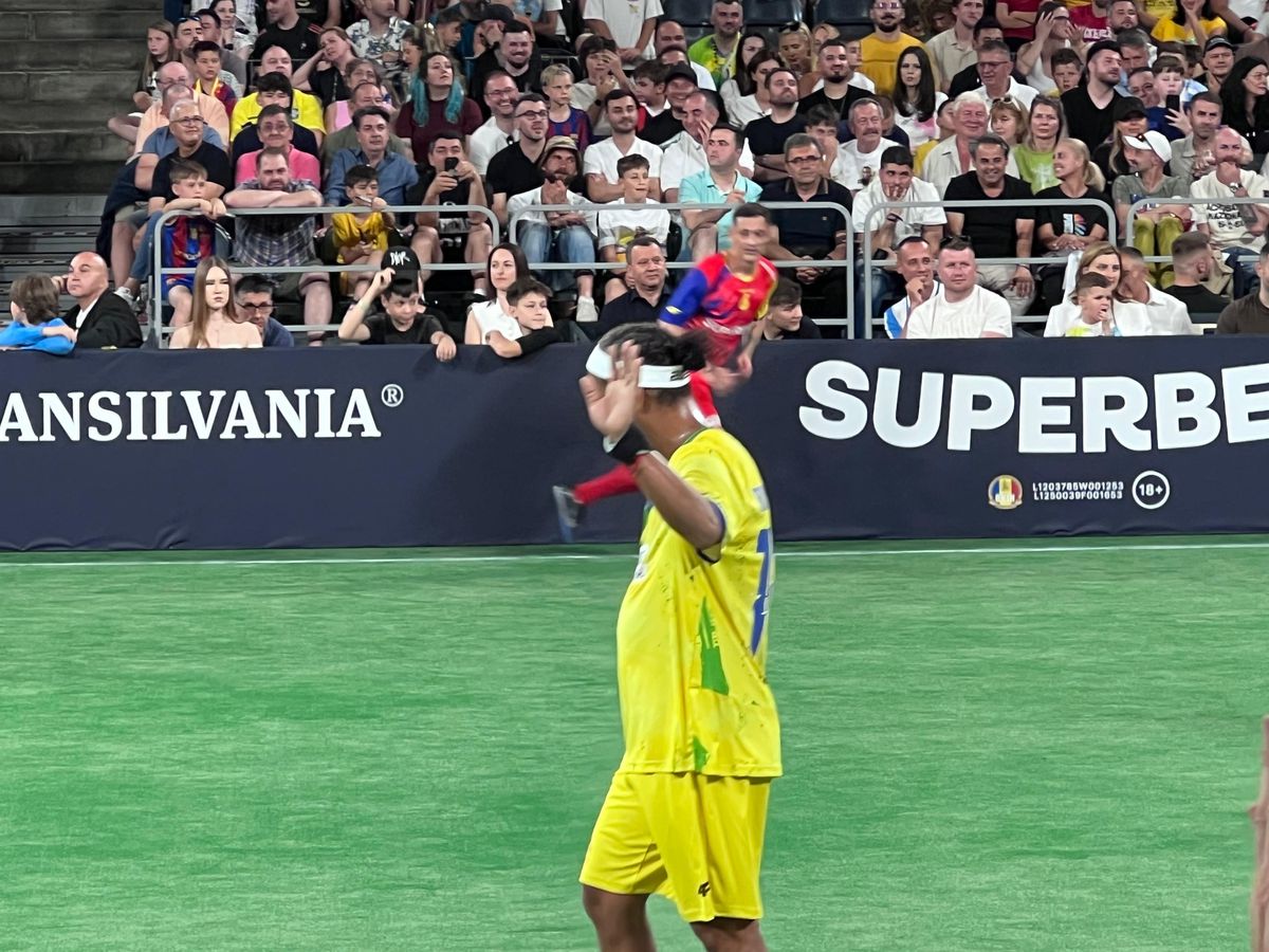Ronaldinho și prietenii, pregătiți de spectacol în BTarena