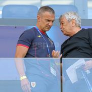 Daniel Pancu, ședință cu Mircea Lucescu înainte de Spania - România, de la Euro U21. Foto: Ionuț Iordache (GSP.RO)