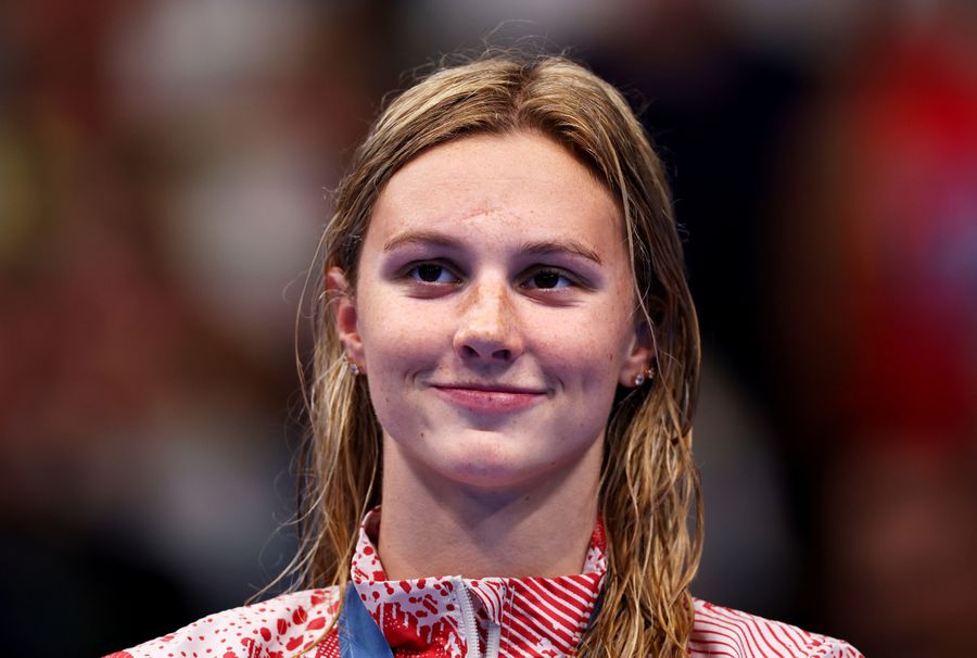 Cine este înotătoarea care a stabilit 3 noi recorduri mondiale într-o săptămână » De la Michael Phelps nu s-a mai întâmplat o asemenea performanță