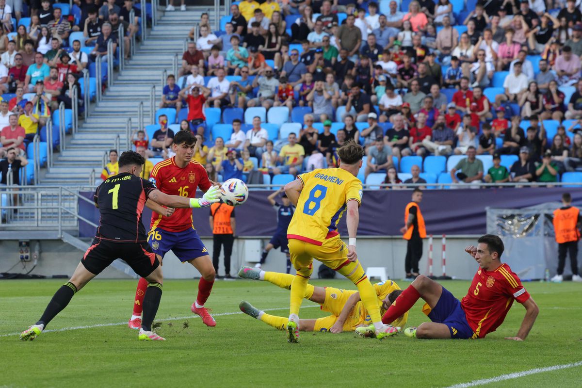 Fază controversată?! De ce nu a primit România U21 penalty în meciul cu Spania U21: tot stadionul a ERUPT