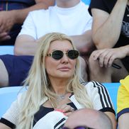 Andra Teodorescu, soția lui Daniel Pancu n-a ratat meciul cu Spania de la Bratislava. Foto: Ionuț Iordache (GSP.RO)