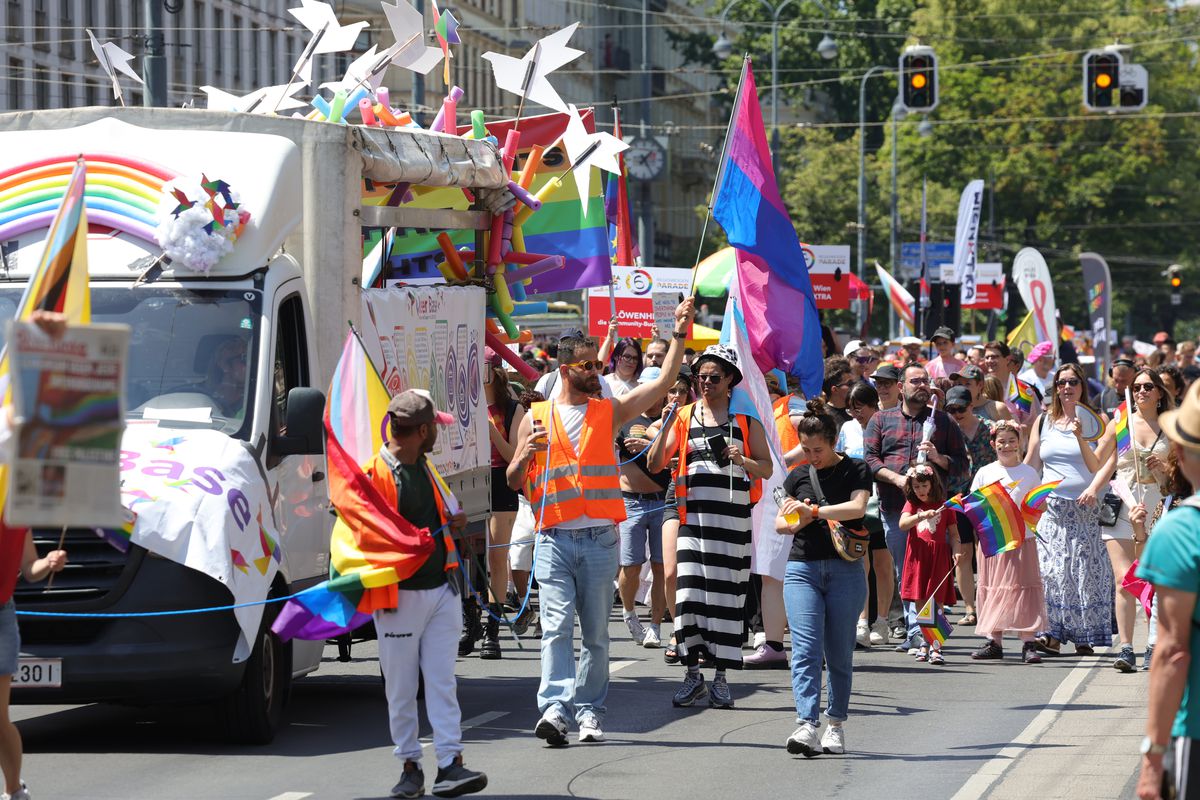 Parada gay Viena 2025 1