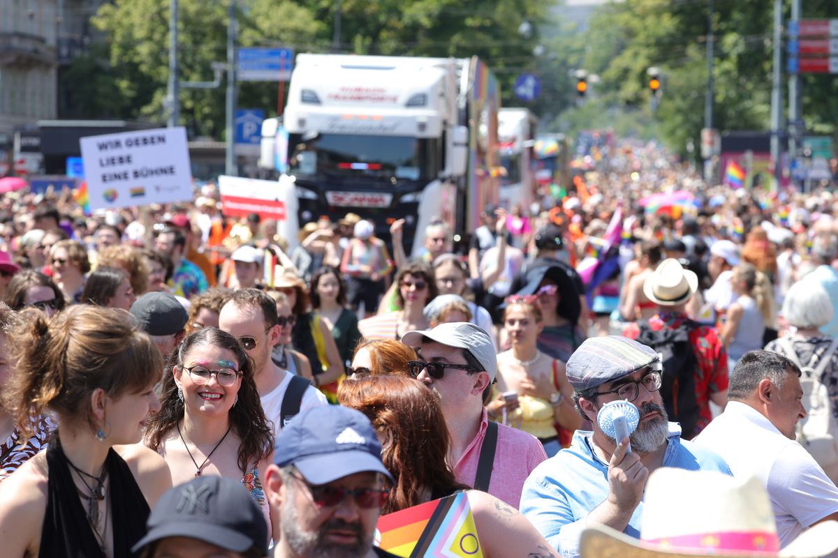 Parada gay Viena 2025 2