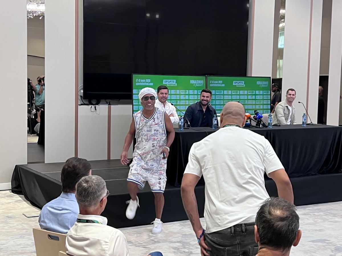 Ronaldinho, la Cluj, pentru Sports Festival