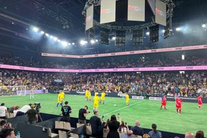 Ronaldinho și prietenii săi, pregătiți de show în BTarena! Naționala de minifotbal, campioana mondială din 2023, oferă o demonstrație în aceste momente