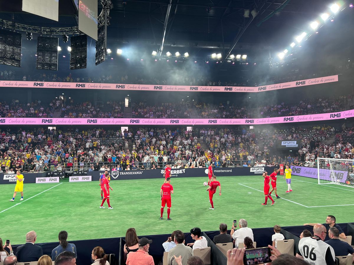 Ronaldinho și prietenii, pregătiți de spectacol în BTarena