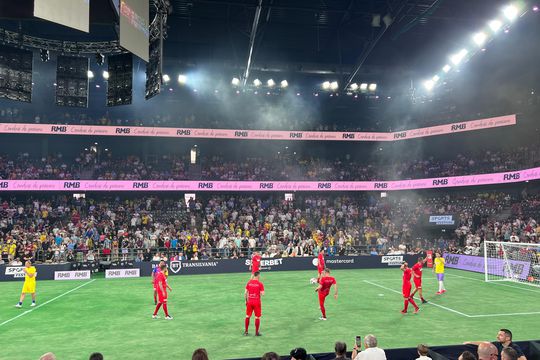 Ronaldinho și prietenii, pregătiți de spectacol în BTarena