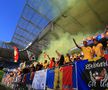Fumigene aprinse de ultrașii de la Uniți sub tricolor la meciul Spania - România, de la Euro U21. Foto: Ionuț Iordache (GSP.RO)