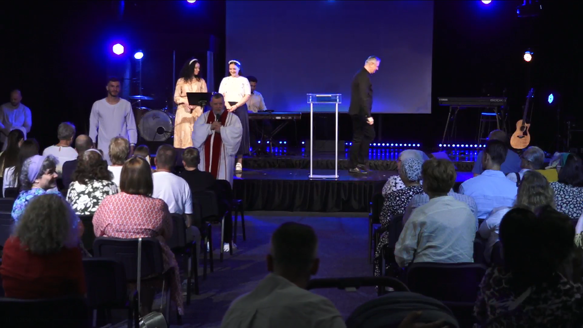 Mihai Popescu și-a schimbat religia