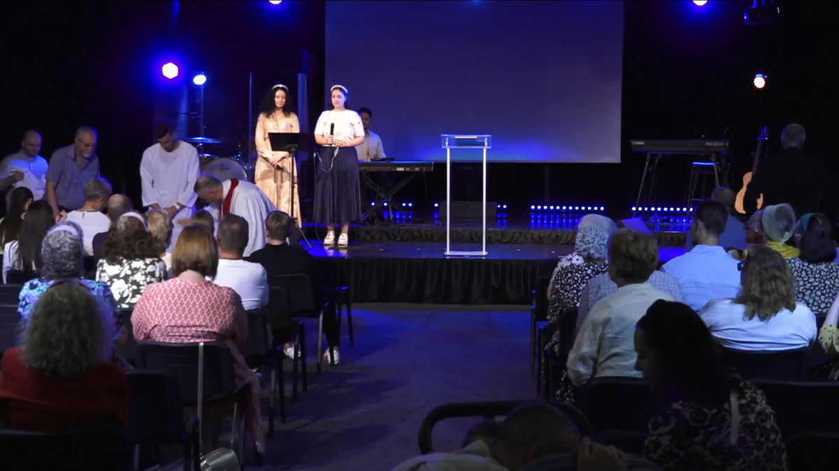 Vestea pe care Gigi Becali nu voia să o audă: campionul României cu FCSB a renunțat la ortodoxie » Imagini cu momentul „botezului”