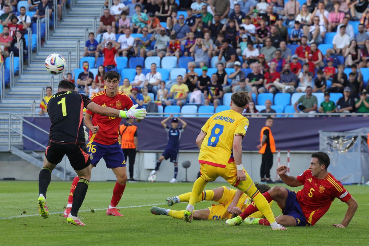 Fază controversată?! De ce nu a primit România U21 penalty în meciul cu Spania U21: tot stadionul a ERUPT