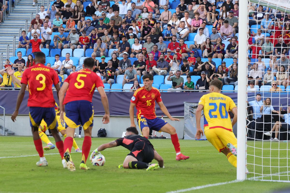 Fază controversată?! De ce nu a primit România U21 penalty în meciul cu Spania U21: tot stadionul a ERUPT