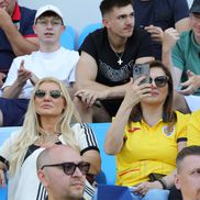 Andra Teodorescu, soția lui Daniel Pancu n-a ratat meciul cu Spania de la Bratislava. Foto: Ionuț Iordache (GSP.RO)