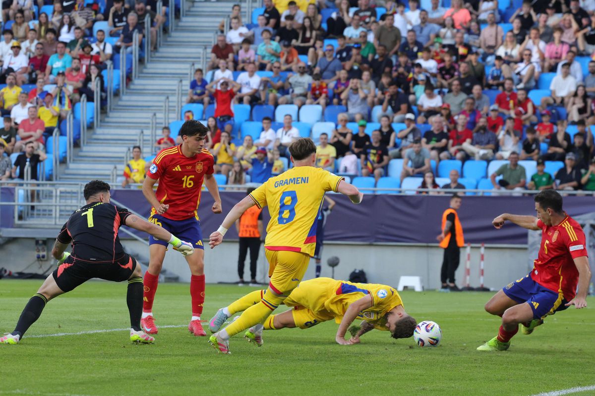 Fază controversată?! De ce nu a primit România U21 penalty în meciul cu Spania U21: tot stadionul a ERUPT