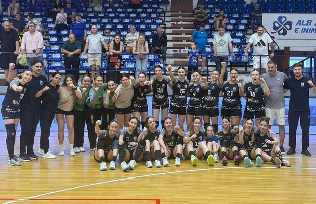 Junioarele U17 de la CSM București au câștigat și titlul național! Alexia Chiru, prestație de povestit colegilor din liceu