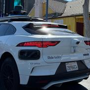 Imagini cu mașina Waymo în Los Angeles FOTO: Ionuț Iordache (GSP)