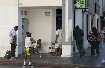 „Parfum” de Snoop Dogg la Los Angeles » Cum a cucerit marijuana străzile și prețul surprinzător al unui joint