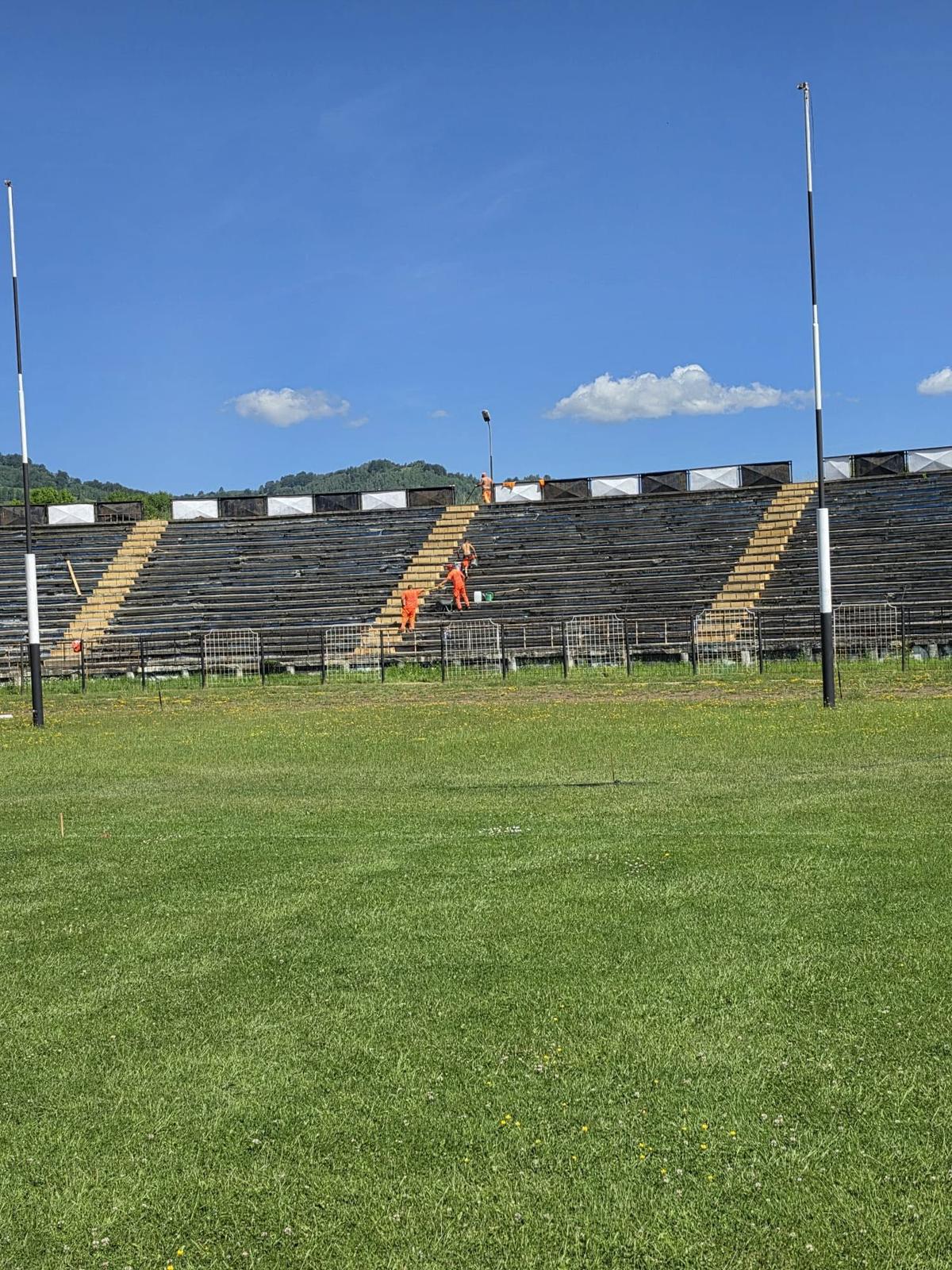 Lucrări la stadionul din Petroșani