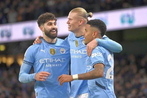 Josko Gvardiol (primul din stânga) urmează să semneze prelungirea contractului cu Manchester City // FOTO: Getty Images