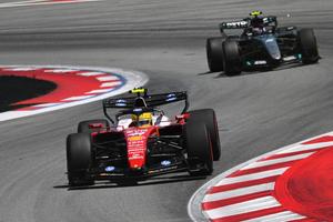Marele Premiu de Formula 1 al Barcelonei » Hamilton profită de Safety Car: luptă în 3 pentru victorie!