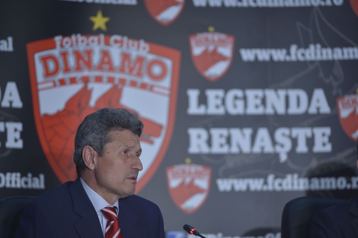 DINAMO. EXCLUSIV Mulțescu a primit o „încurajare” la care nu se aștepta chiar de la un dinamovist: „A fost odată ca-n povești, a fost Dinamo București”