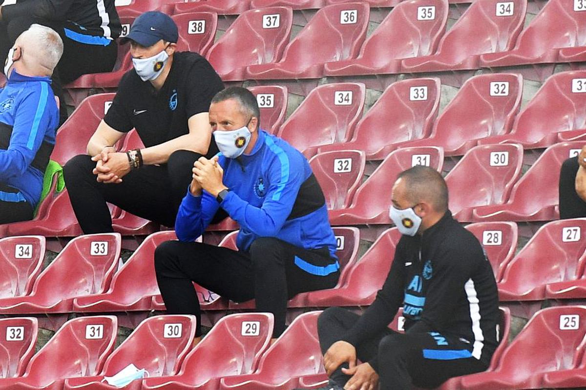 FCSB. Criteriul incredibil după care se va căuta noul fundaș central: „Îmi plac jucătorii din țările astea”