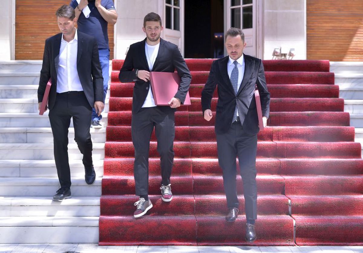 FCSB. Becali, luat la rost pentru ultimele ieșiri: „E ca la piață! Nu te comporți așa”