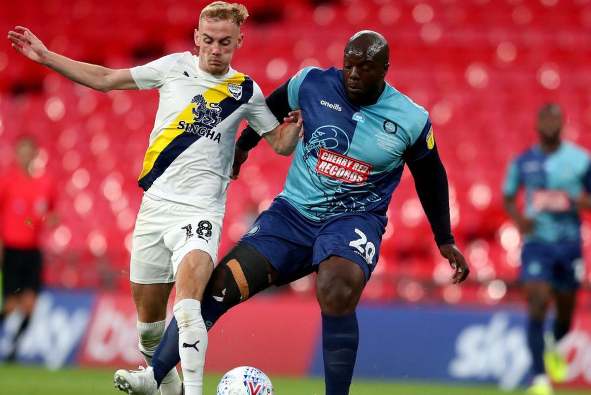 Ce moment! La 38 de ani, „Bivolul” Adebayo Akinfenwa a promovat în Championship » L-a provocat imediat pe Jurgen Klopp, iar neamțul i-a și răspuns :)