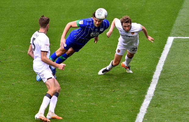 Scor HALUCINANT în Anglia » Echipa rămasă în obiectiv, mătrășită în 45 de minute + un internațional român implicat