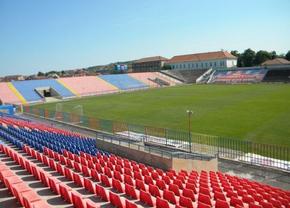 Trecutul cenușiu și prezentul colorat » Cum a ajuns stadionul municipal din Oradea