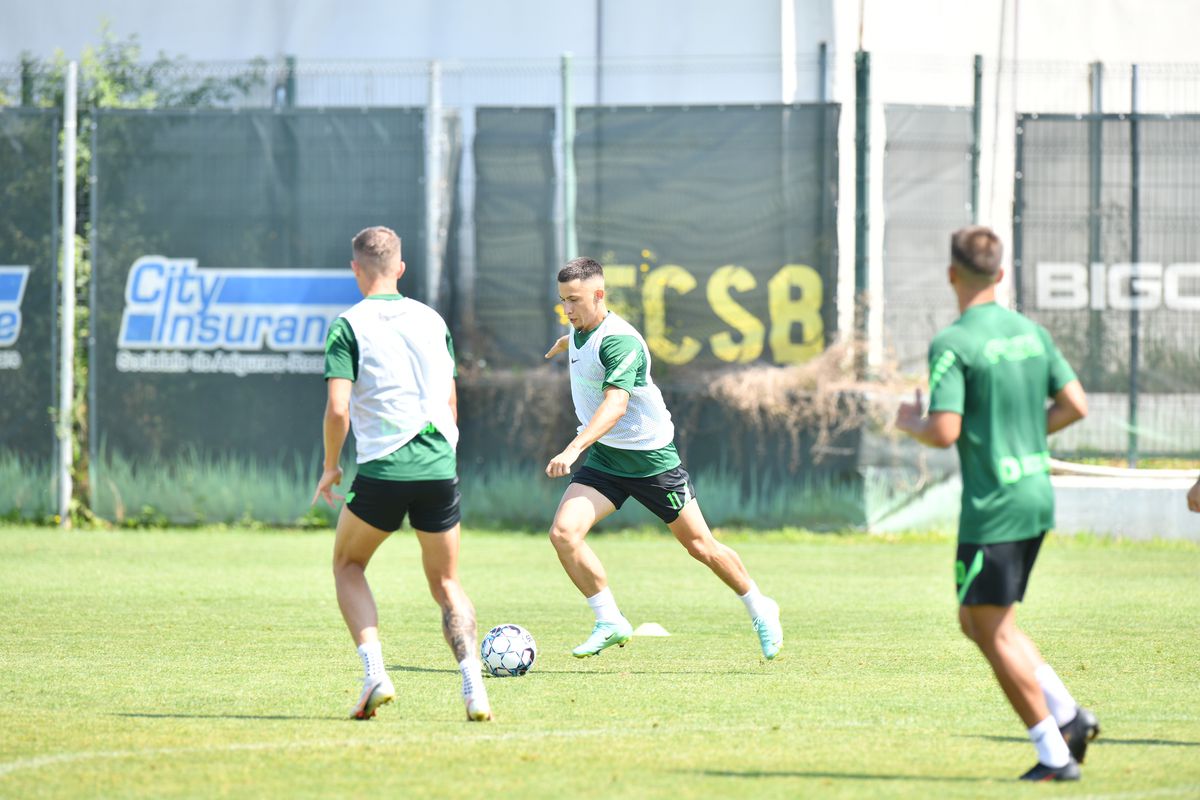 Prima conferință, primele ironii » Dinu Todoran, luat la țintă: „Degradarea fotbalului!”