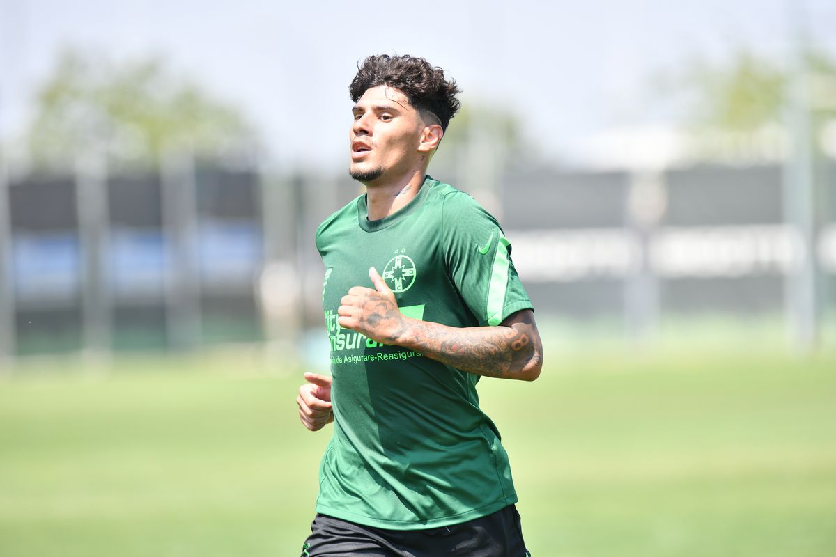 Prima conferință, primele ironii » Dinu Todoran, luat la țintă: „Degradarea fotbalului!”