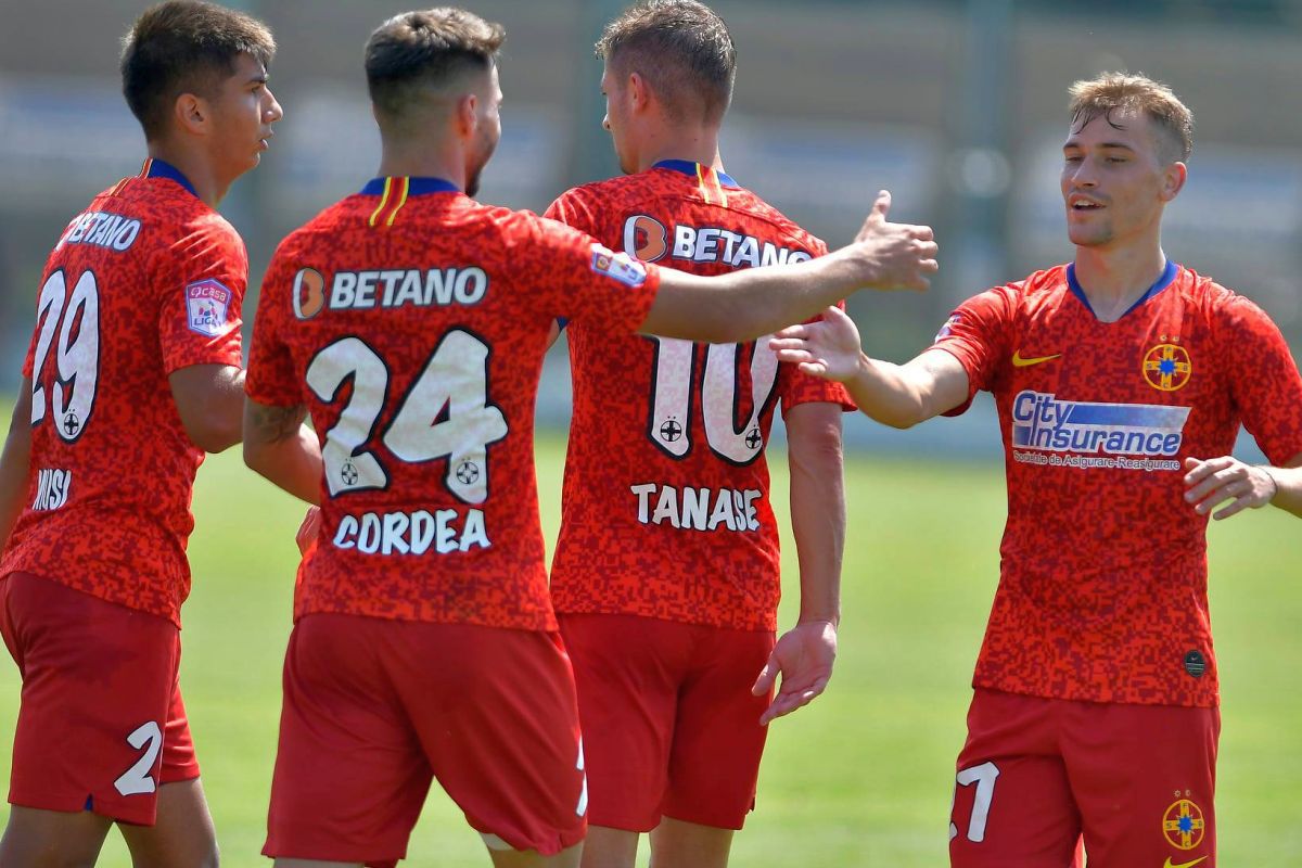 FCSB, pierdere grea chiar înainte de startul campionatului! Nu face deplasarea la Botoșani: „Numai nouă ni se putea întâmpla”