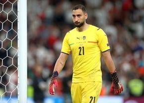 Donnarumma, criticat în Italia: „Ești cel mai bun din lume și semnezi cu PSG!?”