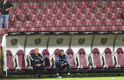 Imagini dezolante cu Dan Petrescu » Ce a făcut antrenorul lui CFR Cluj la finalul partidei