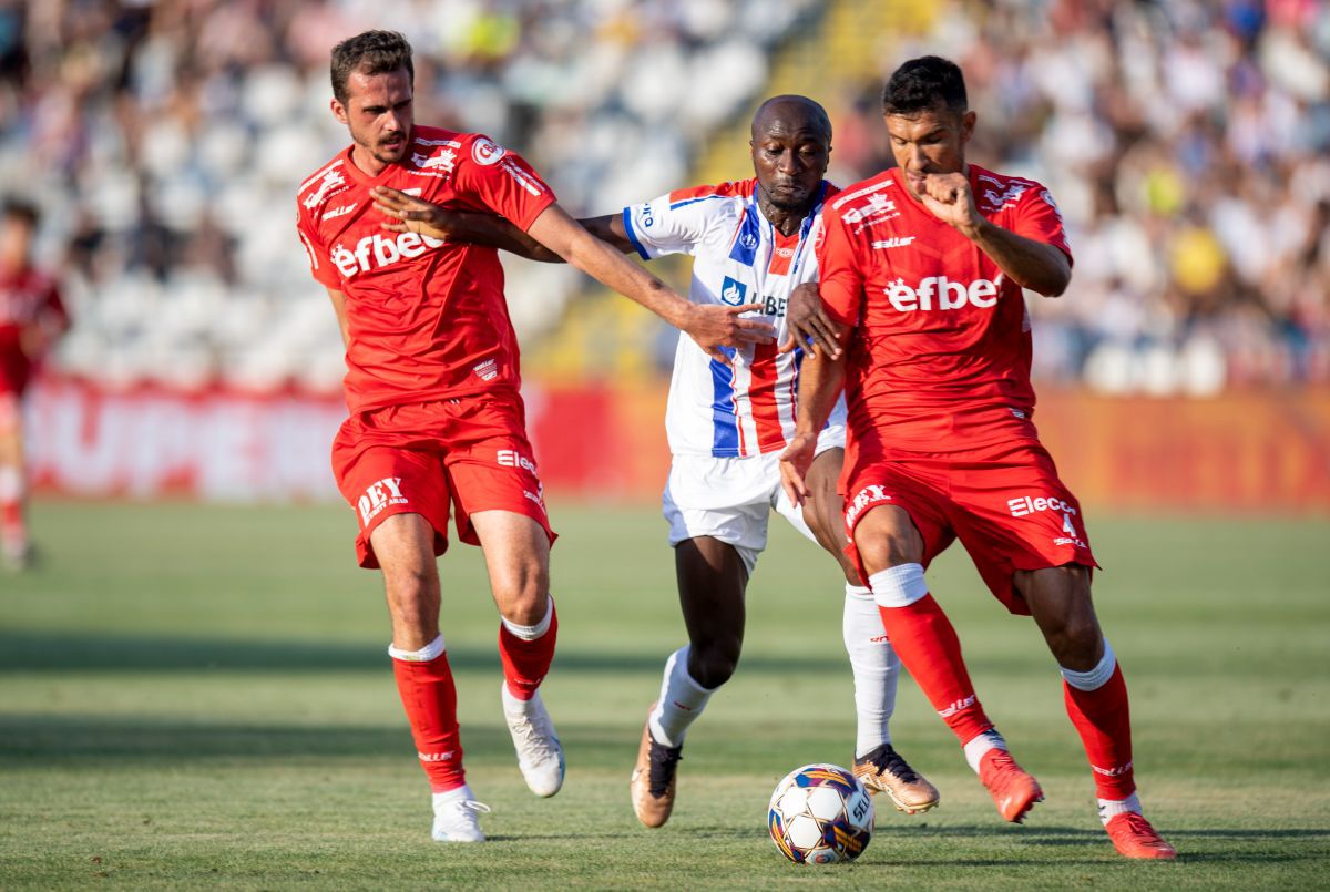 Superliga s-a întors cu un gol superb » Marele talent de la UTA a bifat prima reușită a sezonului cu o execuție de zile mari