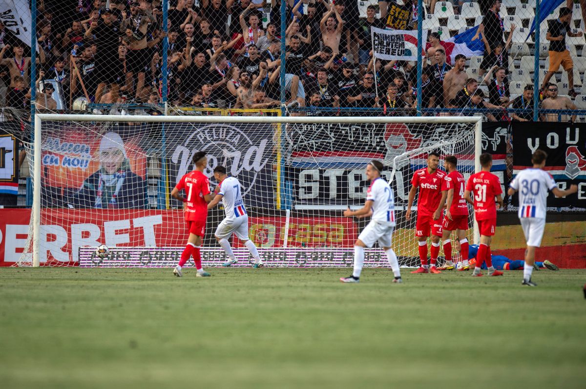 Rednic, după golul marcat de puștiul-vedetă de la UTA: „Așteptăm și noi 5 milioane de euro! Între el și Mazilu, mă mai gândesc pe cine aleg”