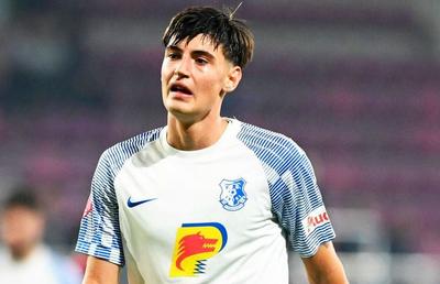 Brighton și Farul au anunțat transferul lui Adrian Mazilu: „Abia așteptăm să vină în Premier League” + „Cel mai important club la care este transferat un român în ultimii ani!”